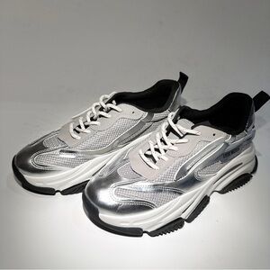 Steve Madden Women's Possession Casual and Fashion Sneakers